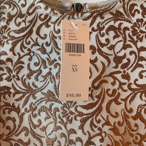 Anthropologie gold top *NWT* - Picture 3 of 4